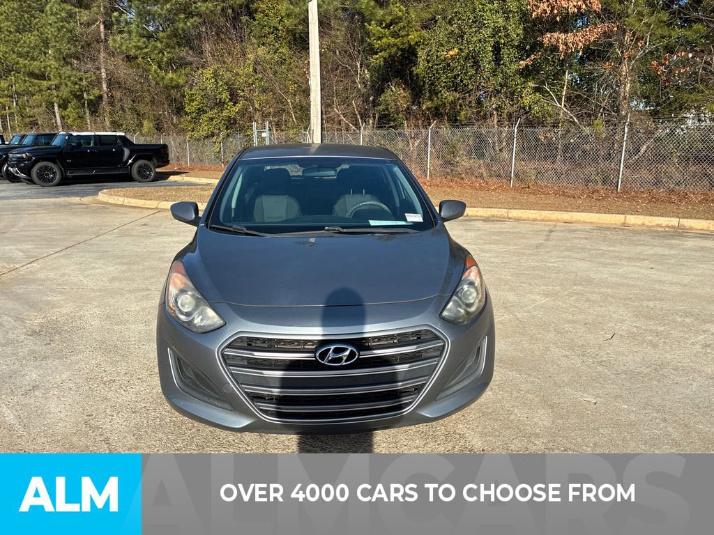 Used 2016 Hyundai Elantra GT image 3