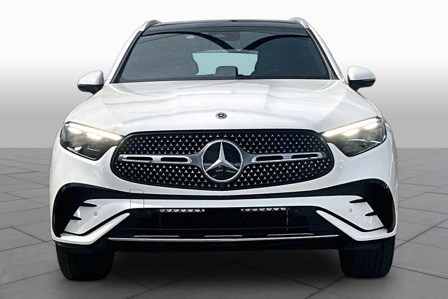 Certified 2025 Mercedes-Benz GLC 350e 4MATIC image 4