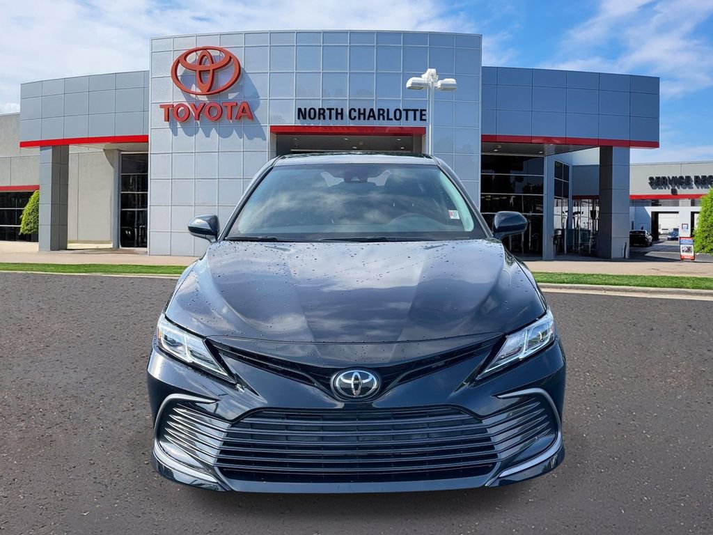 Used 2023 Toyota Camry LE FWD image 3
