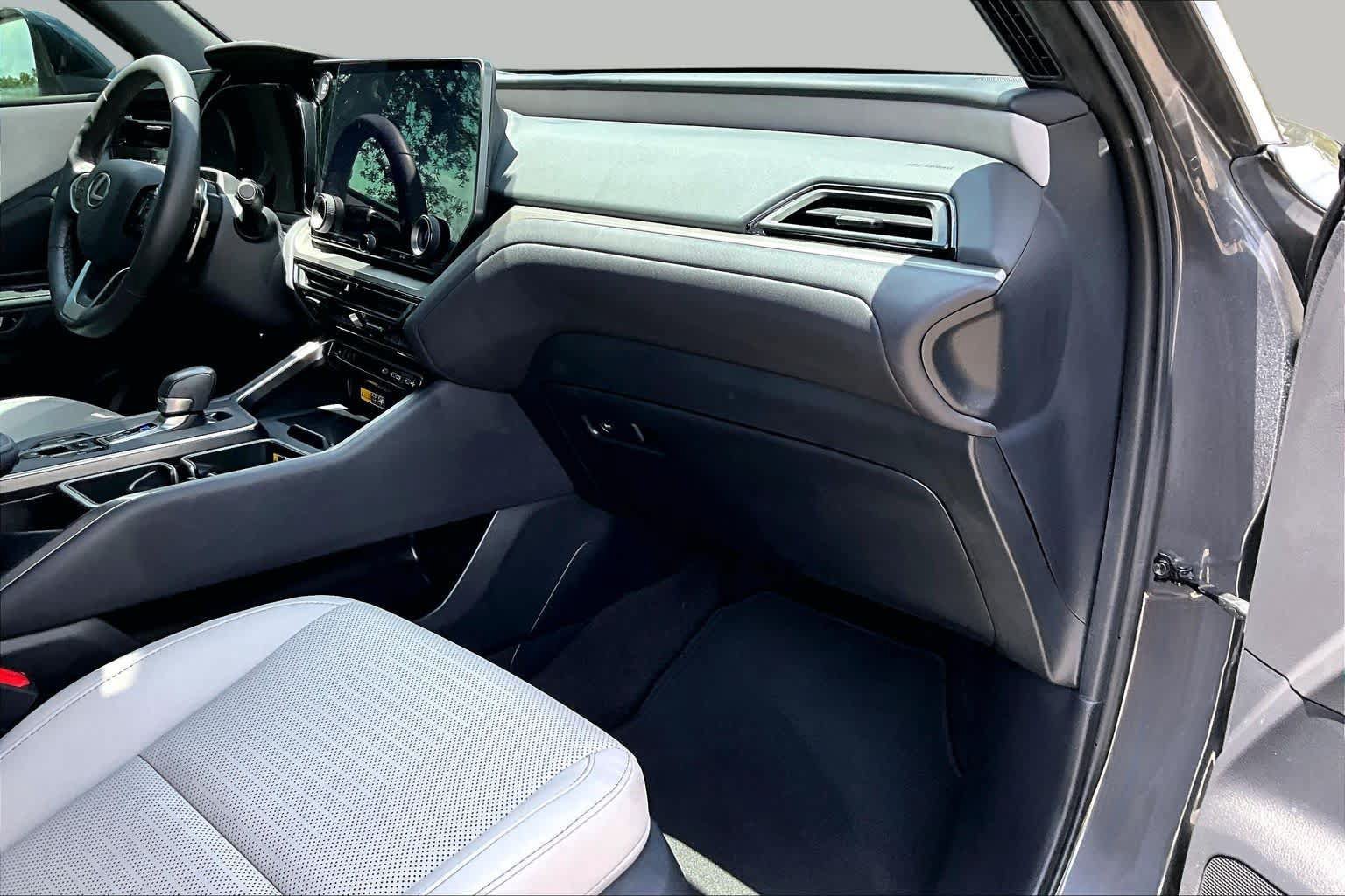 Used 2024 Lexus TX 350 FWD w/ Technology Package image 19