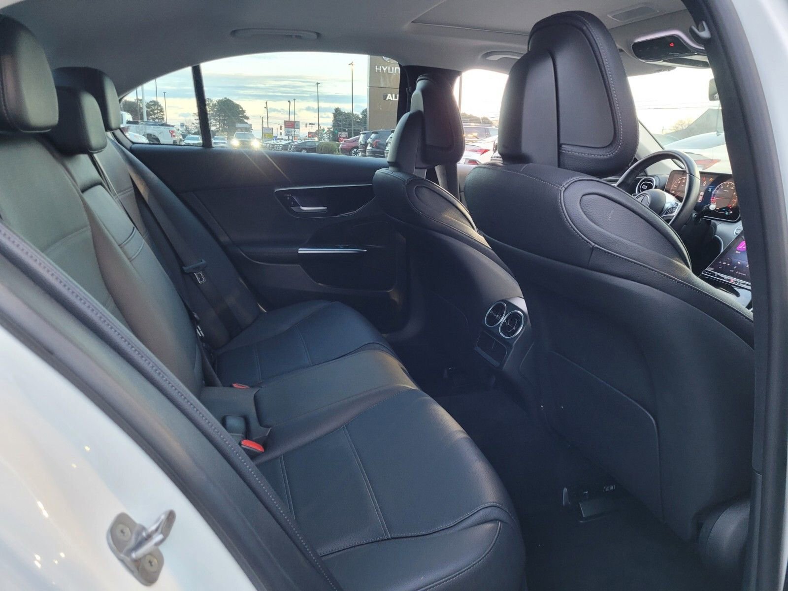 Used 2025 Mercedes-Benz C 300 Sedan image 10