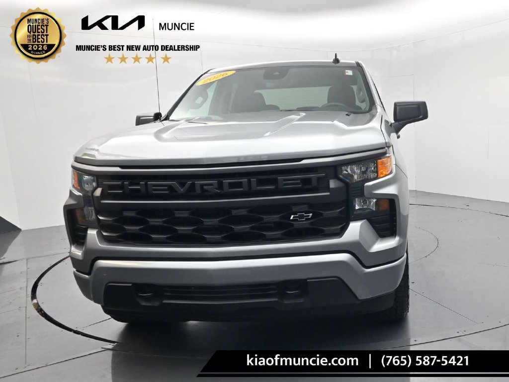 Used 2026 Chevrolet Silverado 1500 Custom w/ LPO, Dark Essentials Package AWD/4WD image 3