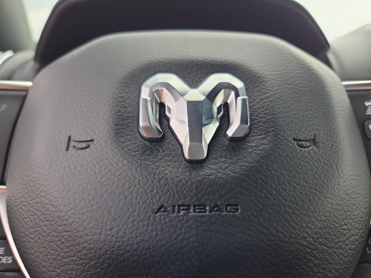 New 2026 RAM 1500 Laramie w/ Sport Appearance Package AWD/4WD image 21