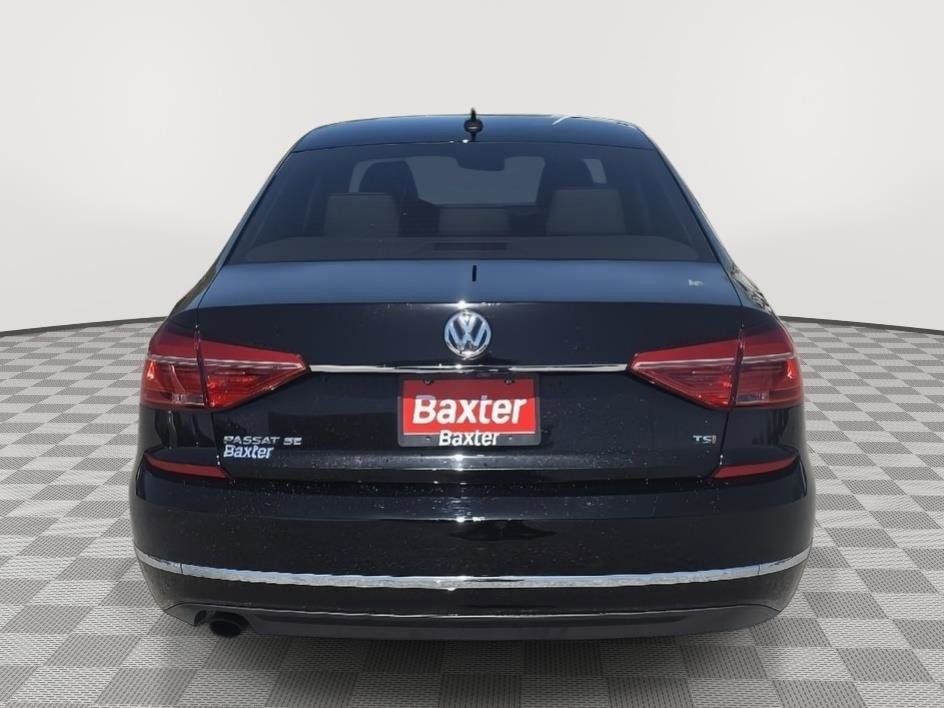 Used 2016 Volkswagen Passat 1.8T SE w/ Lighting Package (P06) FWD image 8