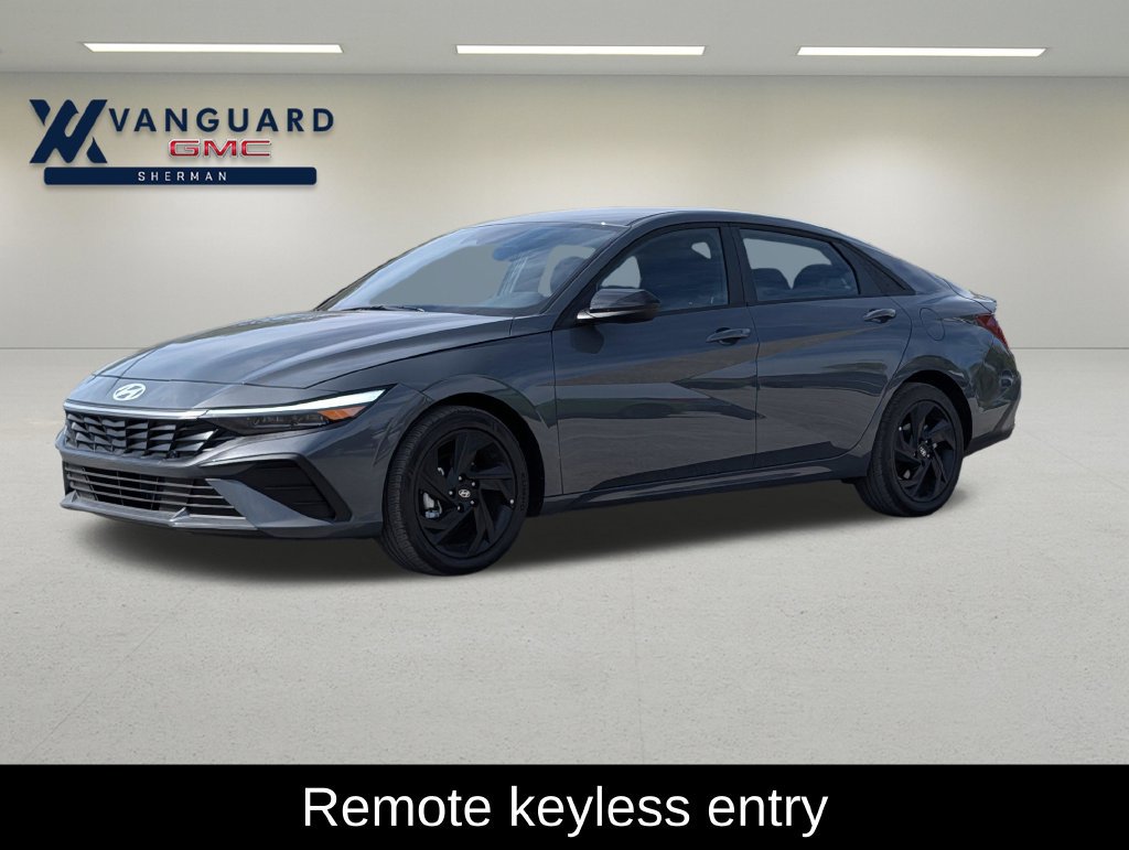 Used 2026 Hyundai Elantra Sport FWD image 3
