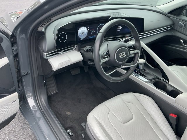 Certified 2024 Hyundai Elantra Limited image 11