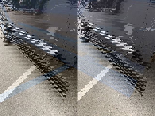 Used 2022 Cadillac Escalade Premium Luxury w/ Performance Package AWD/4WD image 10