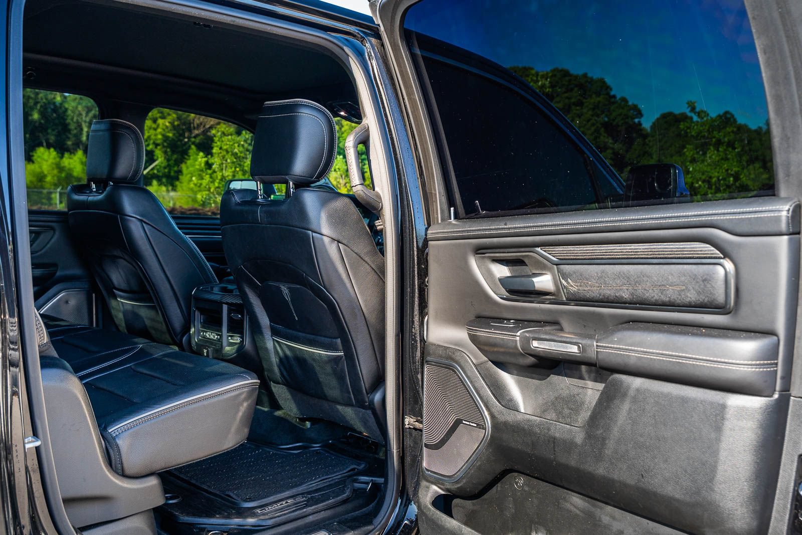 Used 2020 RAM 1500 Limited AWD/4WD image 14