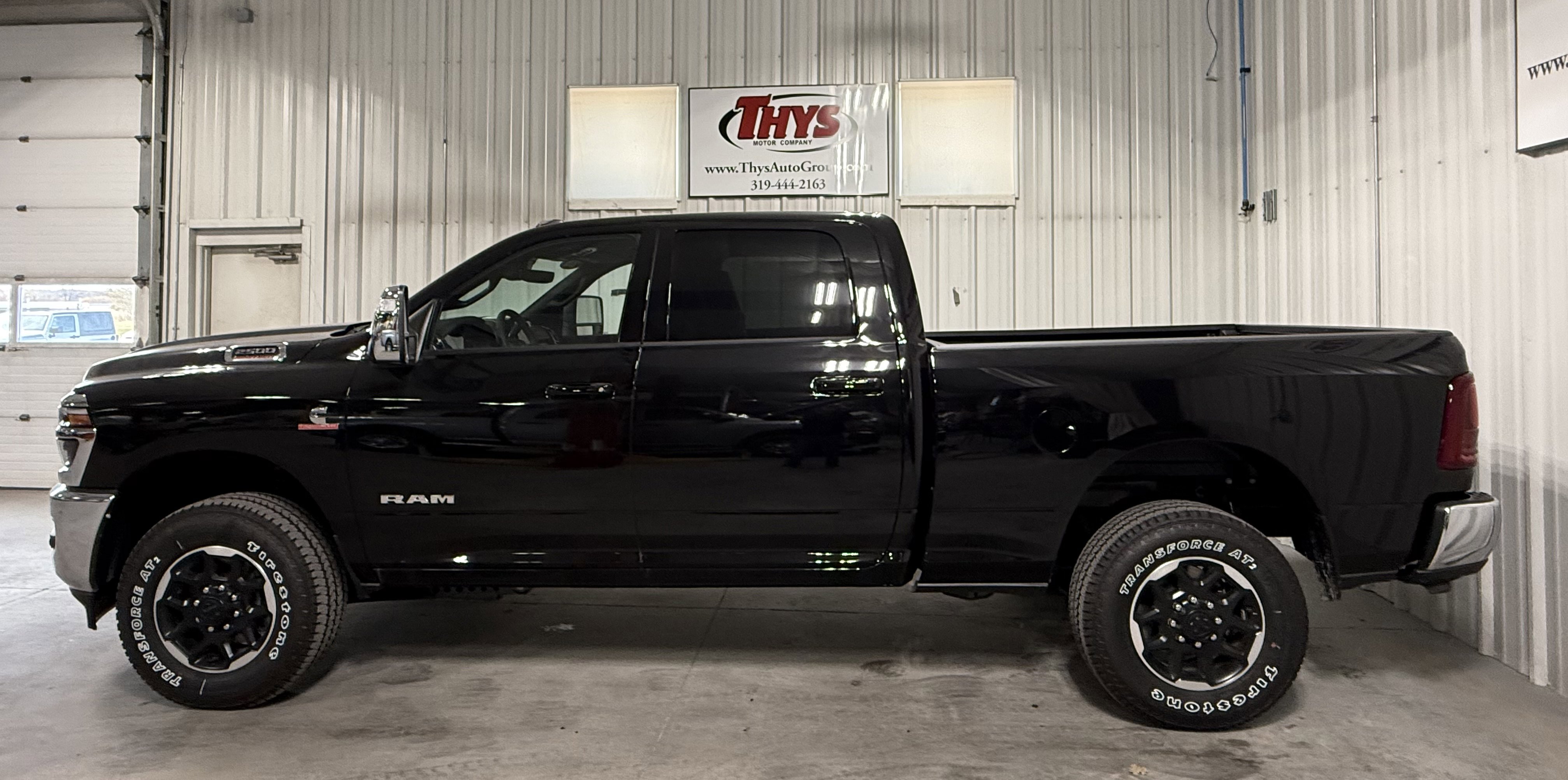 New 2026 RAM 2500 Laramie AWD/4WD image 14