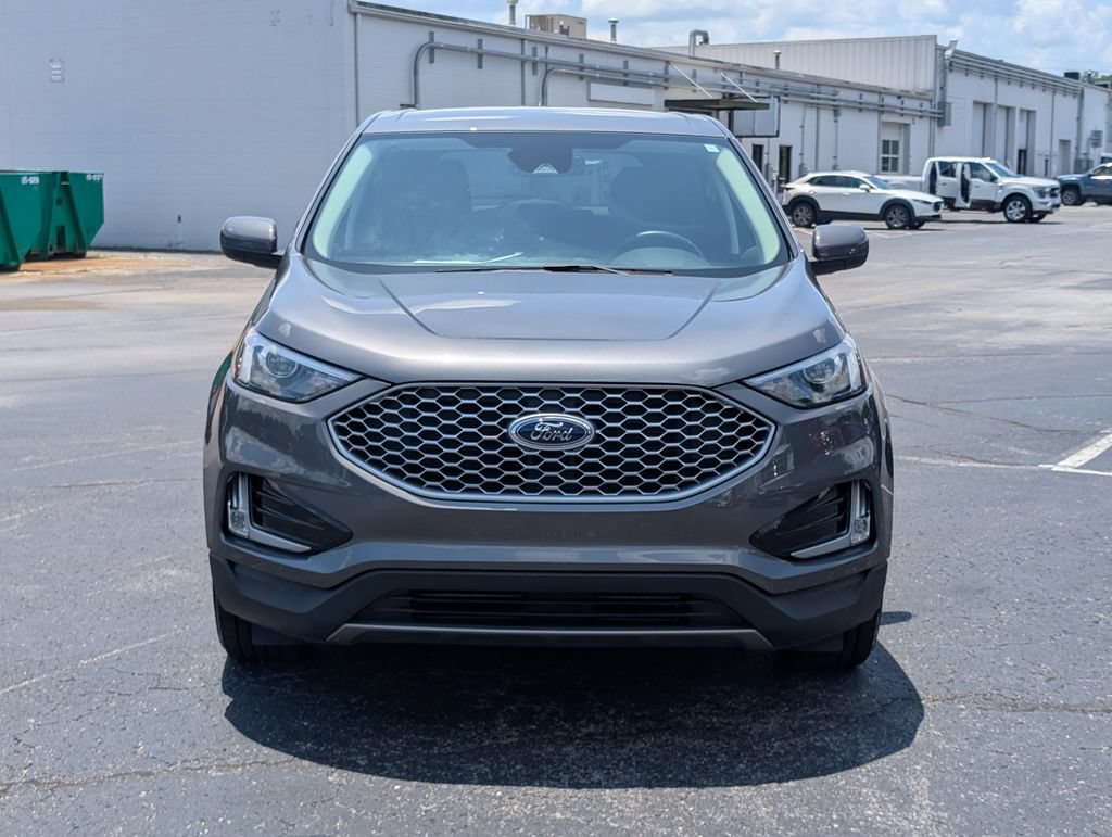 Used 2024 Ford Edge SEL w/ Convenience Package AWD/4WD image 7