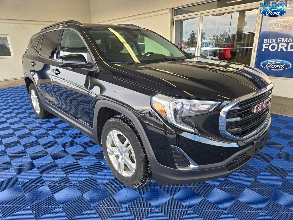 Used 2020 GMC Terrain SLE w/ Driver Convenience Package