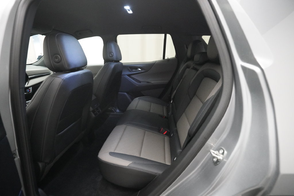 Used 2026 Chevrolet Equinox LT w/ Convenience Package II AWD/4WD image 15