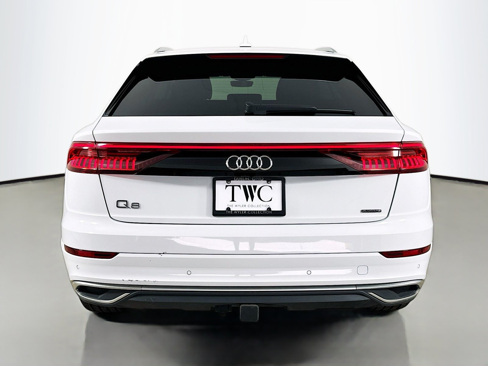 Used 2023 Audi Q8 Prestige w/ Prestige Package AWD/4WD image 6