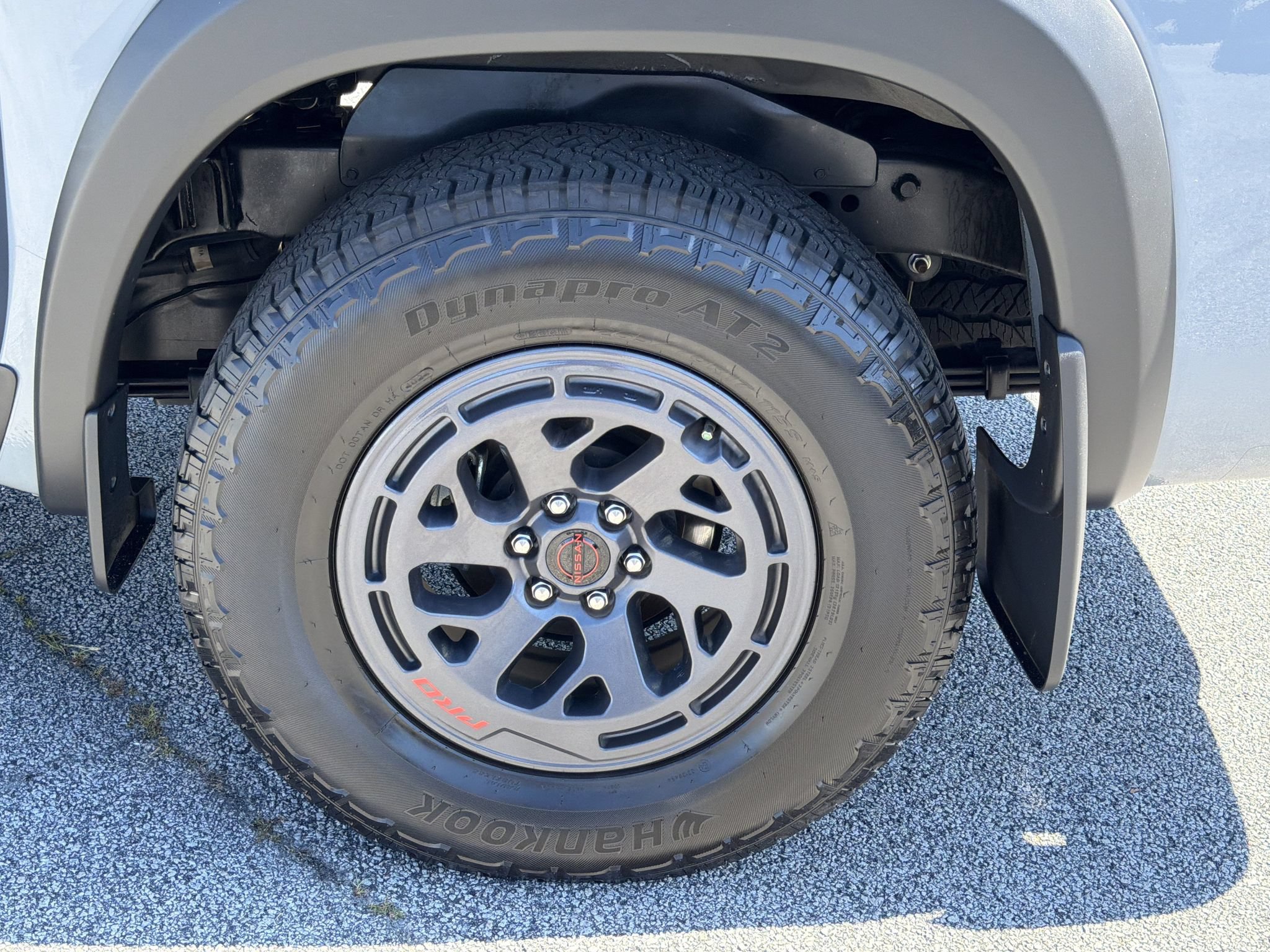Used 2025 Nissan Frontier Pro-X RWD image 29