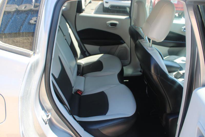 Used 2021 Jeep Compass Limited AWD/4WD image 10