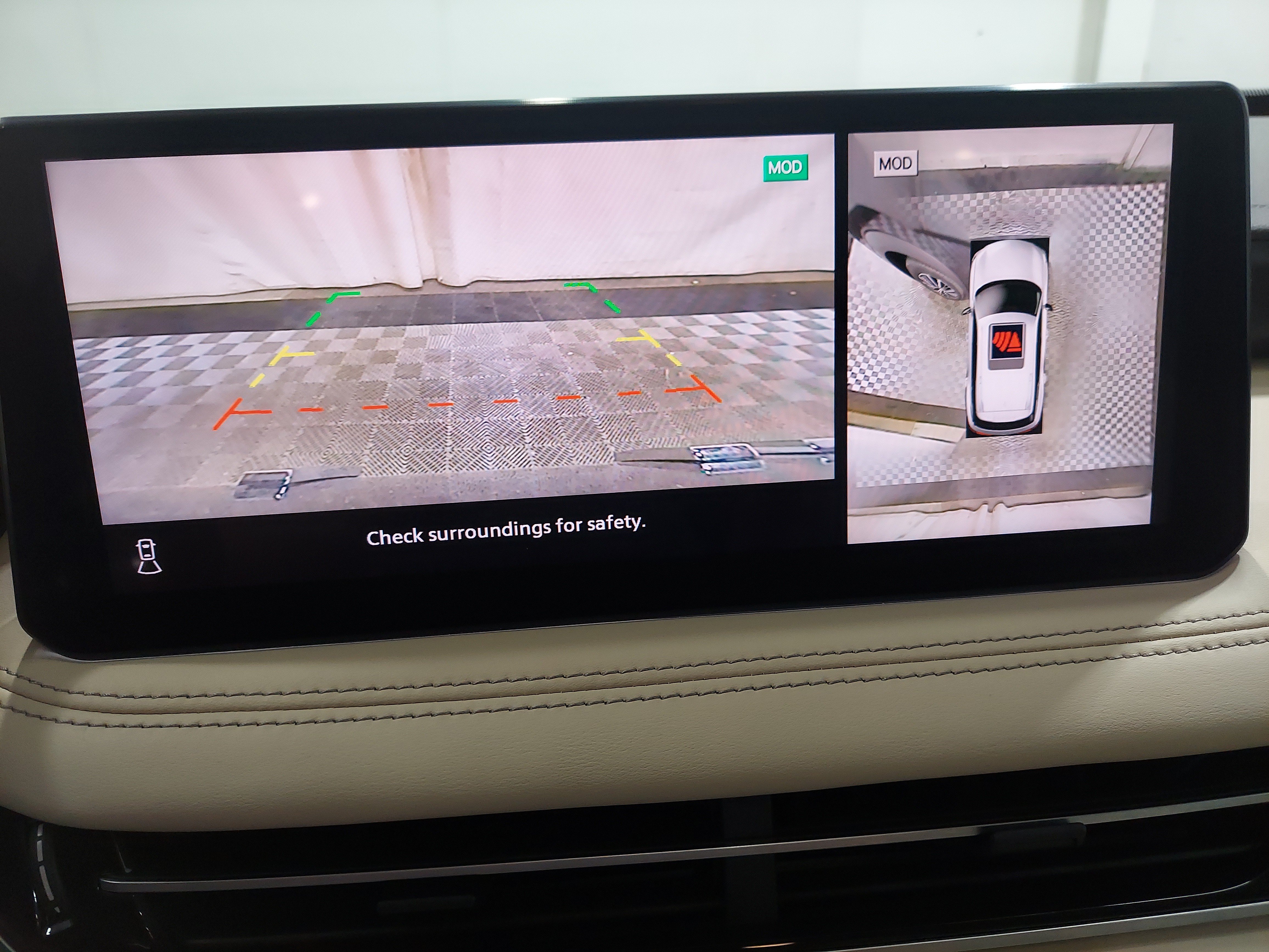 Used 2024 INFINITI QX60 Sensory AWD/4WD image 10