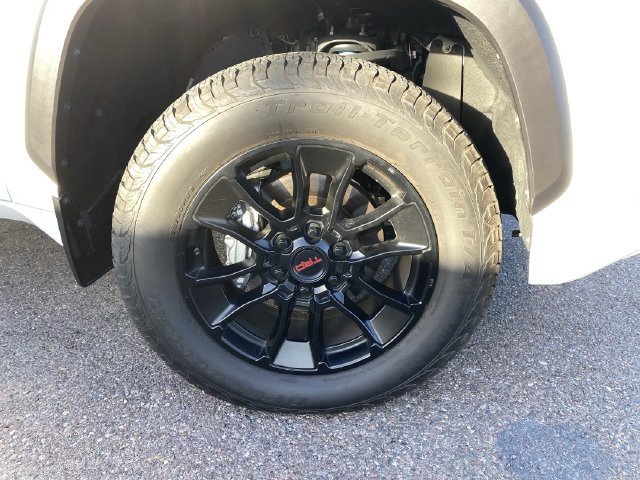 Used 2025 Toyota Tundra Limited w/ TRD Off-Road Package AWD/4WD image 10