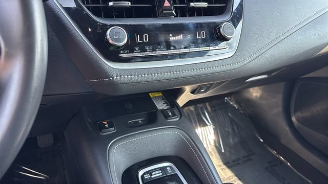 Used 2023 Toyota Corolla XSE FWD image 30