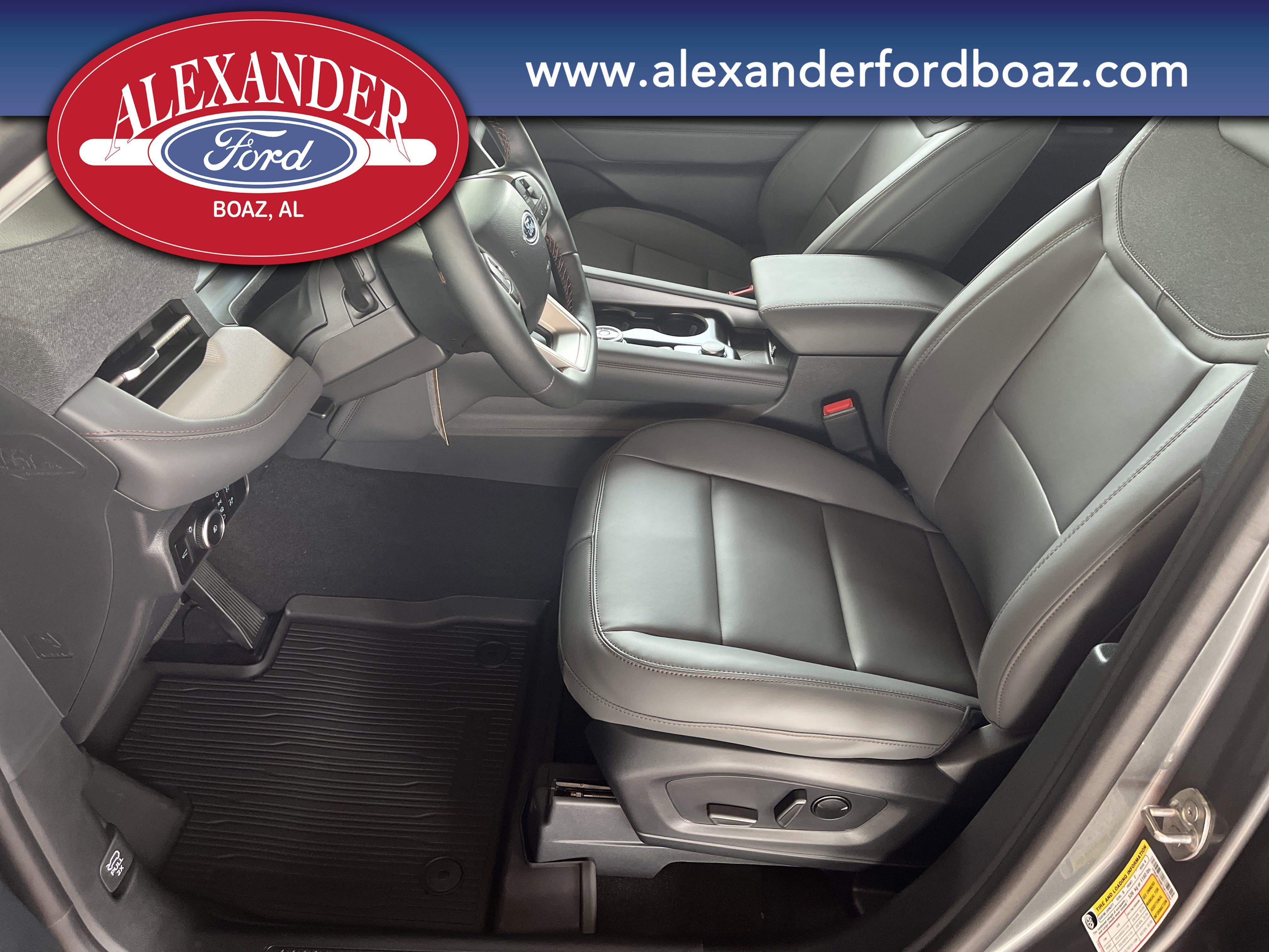 New 2026 Ford Explorer Active w/ Active Comfort Package image 9