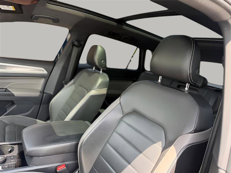 Used 2021 Volkswagen Atlas Cross Sport SEL Premium R-Line AWD/4WD image 19