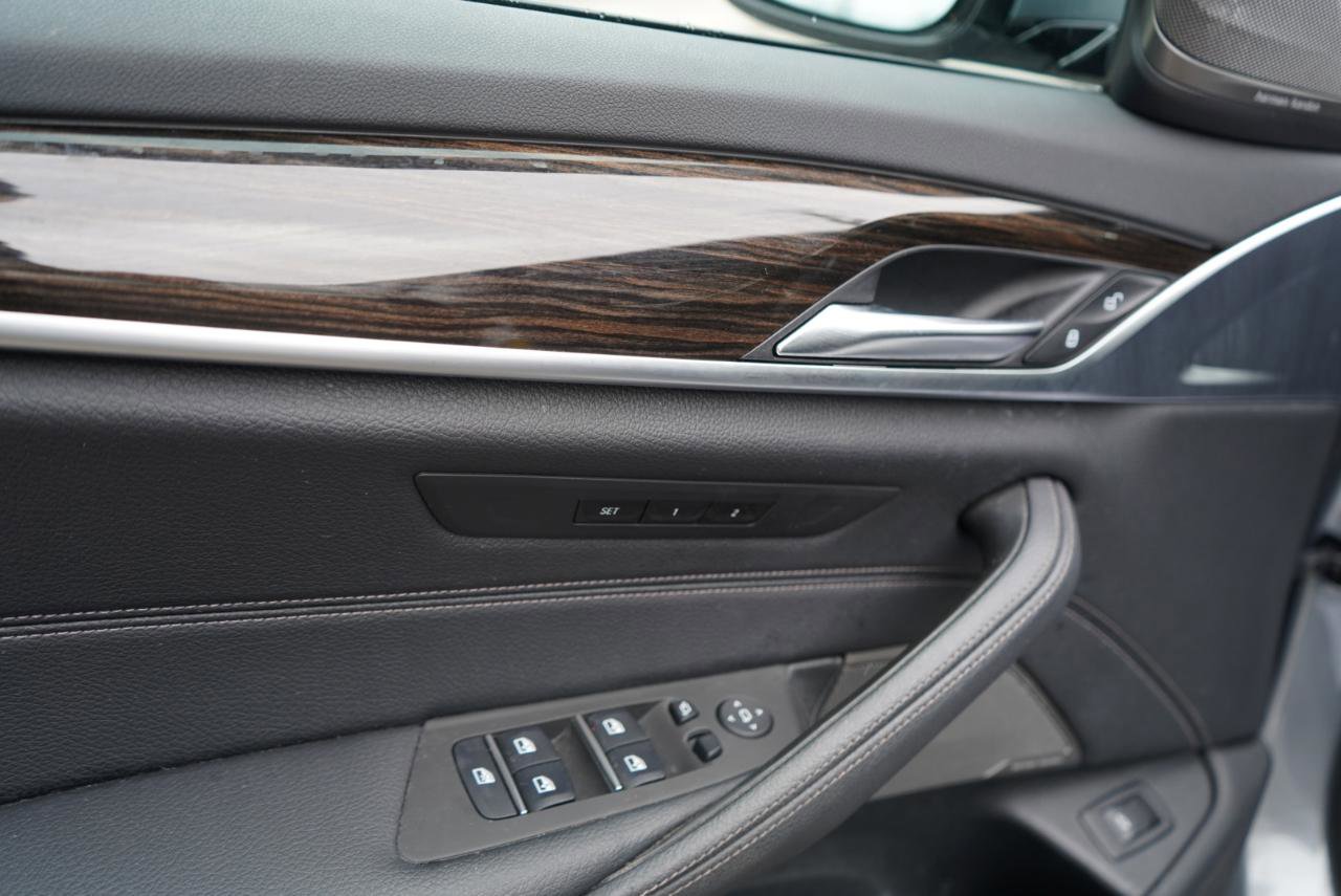 Used 2023 BMW 540i xDrive w/ M Sport Package image 17