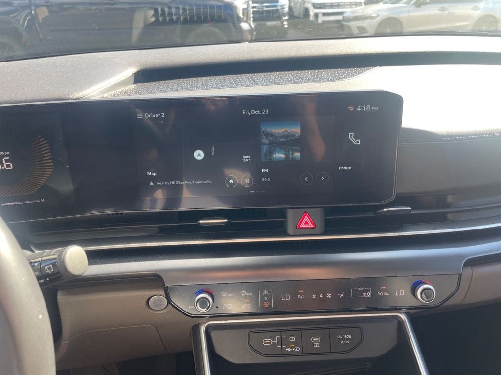Used 2026 Kia Carnival FWD image 20