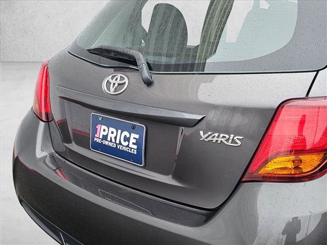 Used 2016 Toyota Yaris SE image 12