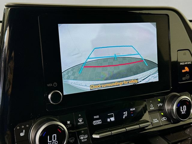 Certified 2025 Toyota Highlander XLE FWD image 18