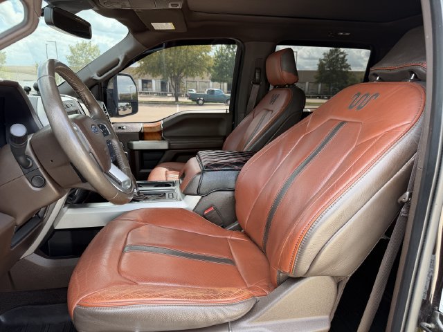Used 2018 Ford F150 King Ranch w/ Equipment Group 601A Luxury AWD/4WD image 27