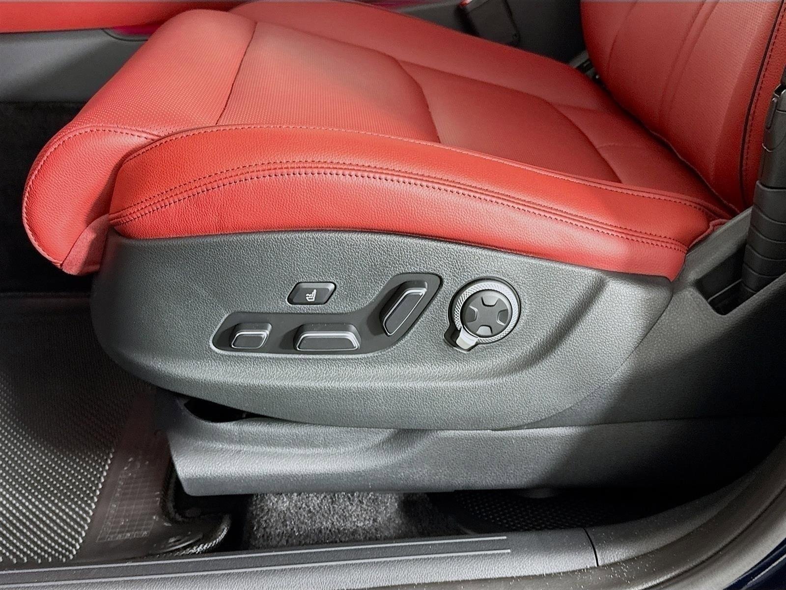 New 2026 Genesis GV70 3.5T Sport Advanced image 22