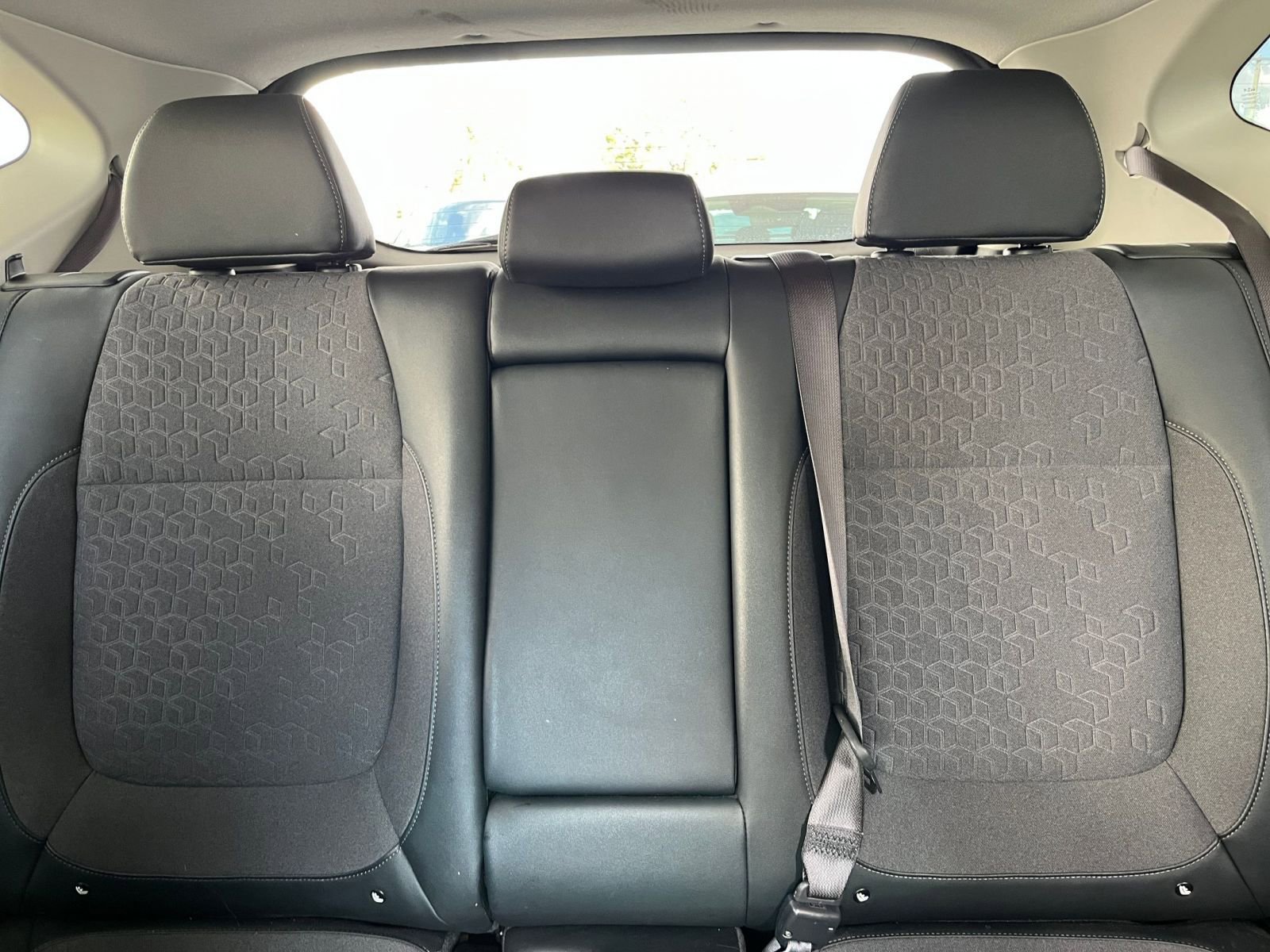 Used 2025 Kia Seltos S image 40