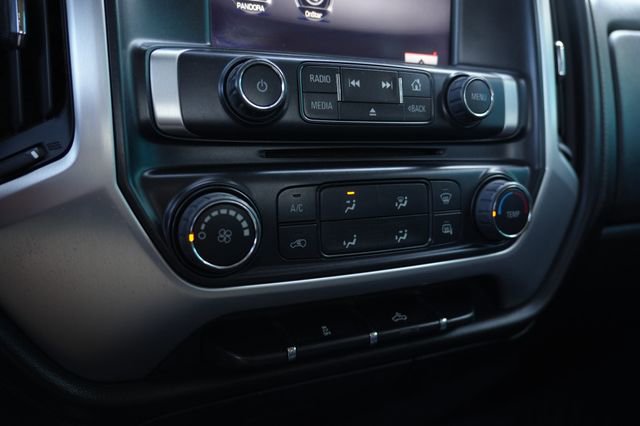 Used 2014 GMC Sierra 1500 SLE image 15