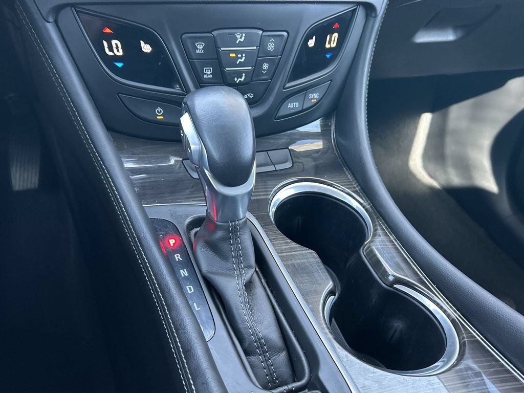 Used 2019 Buick Envision Premium AWD/4WD image 16