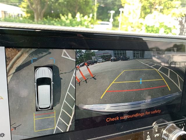 Certified 2026 Toyota Highlander Platinum AWD/4WD image 22