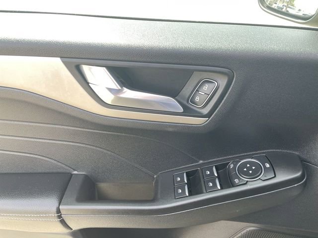 Used 2021 Ford Escape SEL image 23