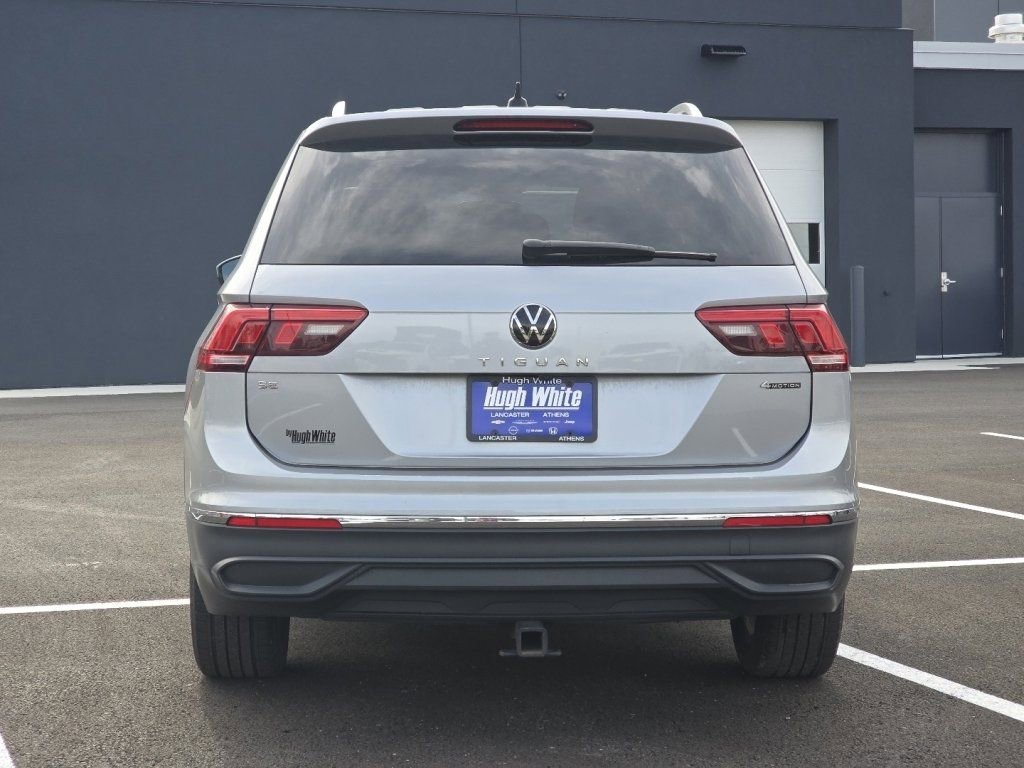 Used 2023 Volkswagen Tiguan SE AWD/4WD image 11