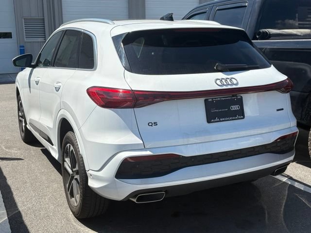 Used 2025 Audi Q5 Premium w/ Convenience Package AWD/4WD image 4