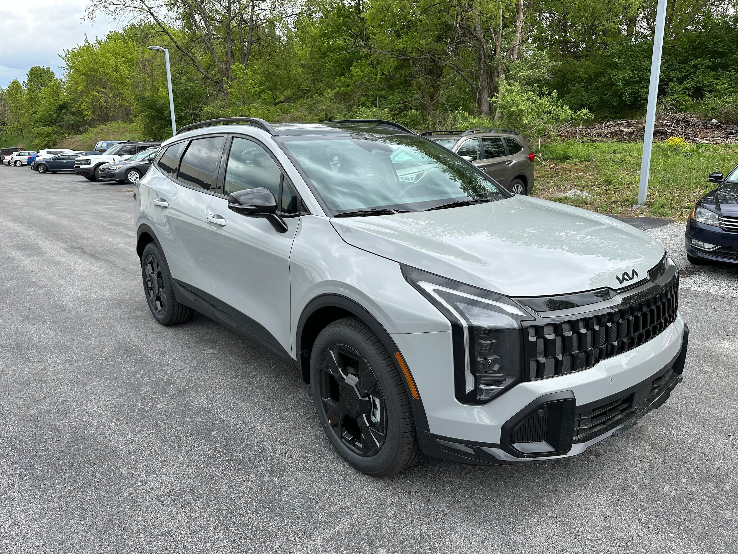 New 2026 Kia Sportage X-Line w/ X-Line Premium Package AWD/4WD image 3