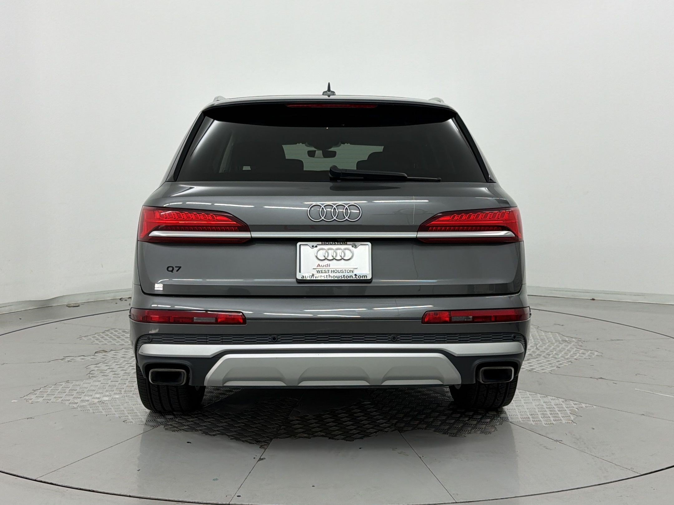 Used 2025 Audi Q7 3.0T Premium Plus AWD/4WD image 10