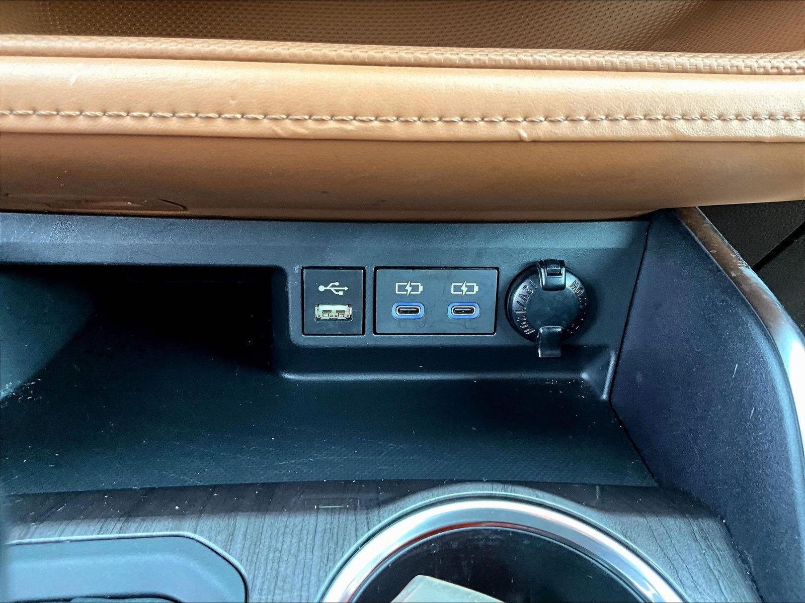 Used 2022 Toyota Highlander Platinum FWD image 16