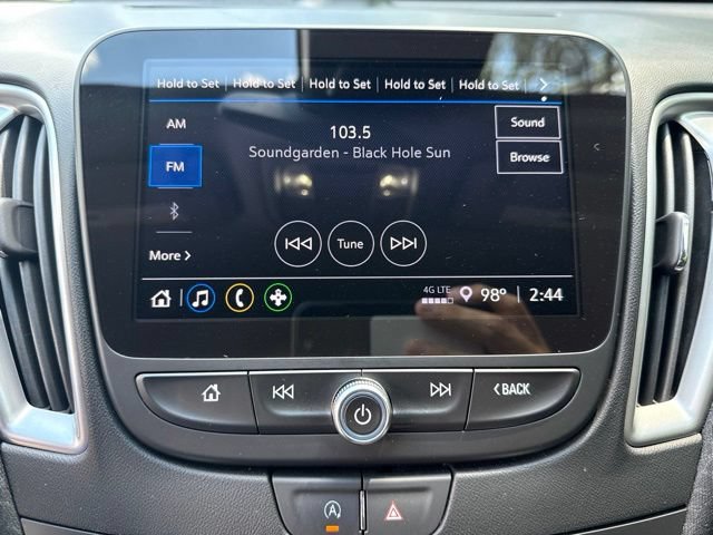 Used 2025 Chevrolet Malibu RS FWD image 16