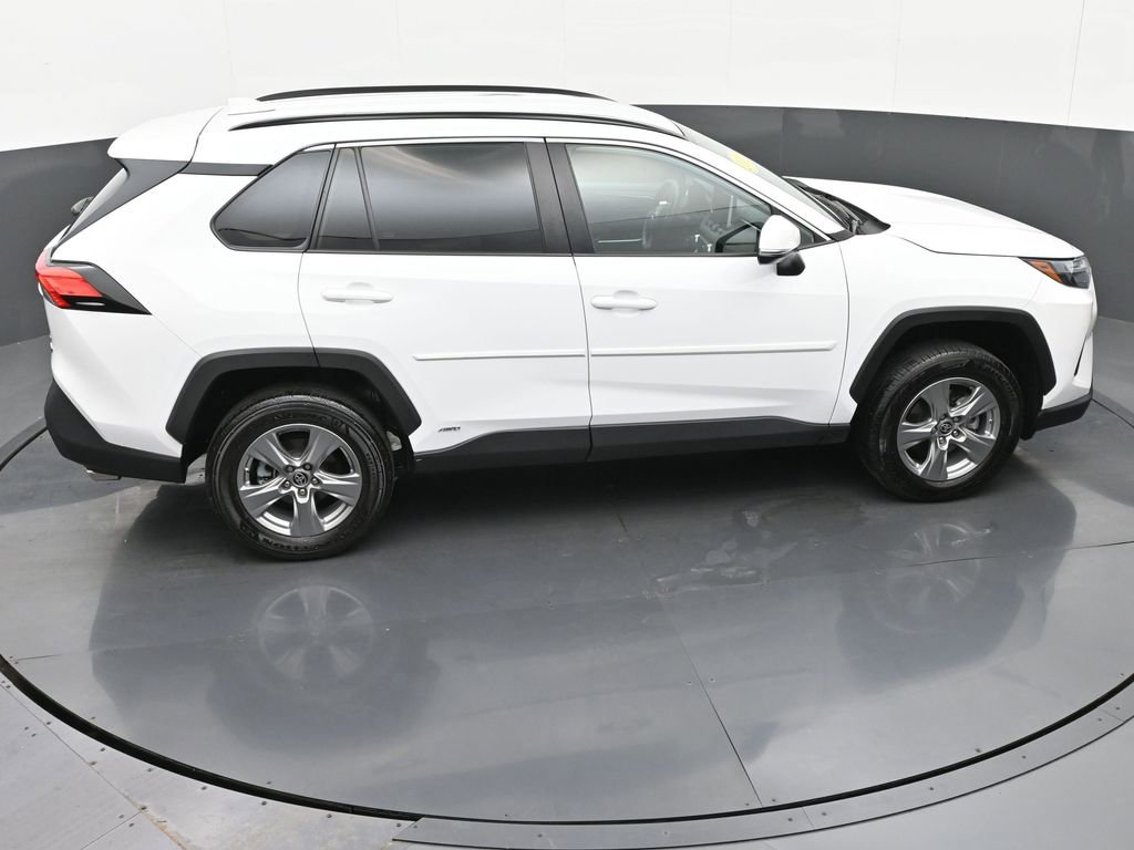 Used 2024 Toyota RAV4 LE image 32