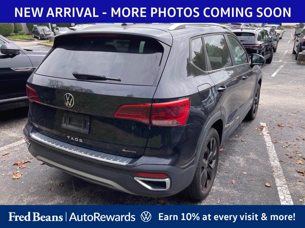 Used 2023 Volkswagen Taos SE w/ Black Wheel Package AWD/4WD image 6