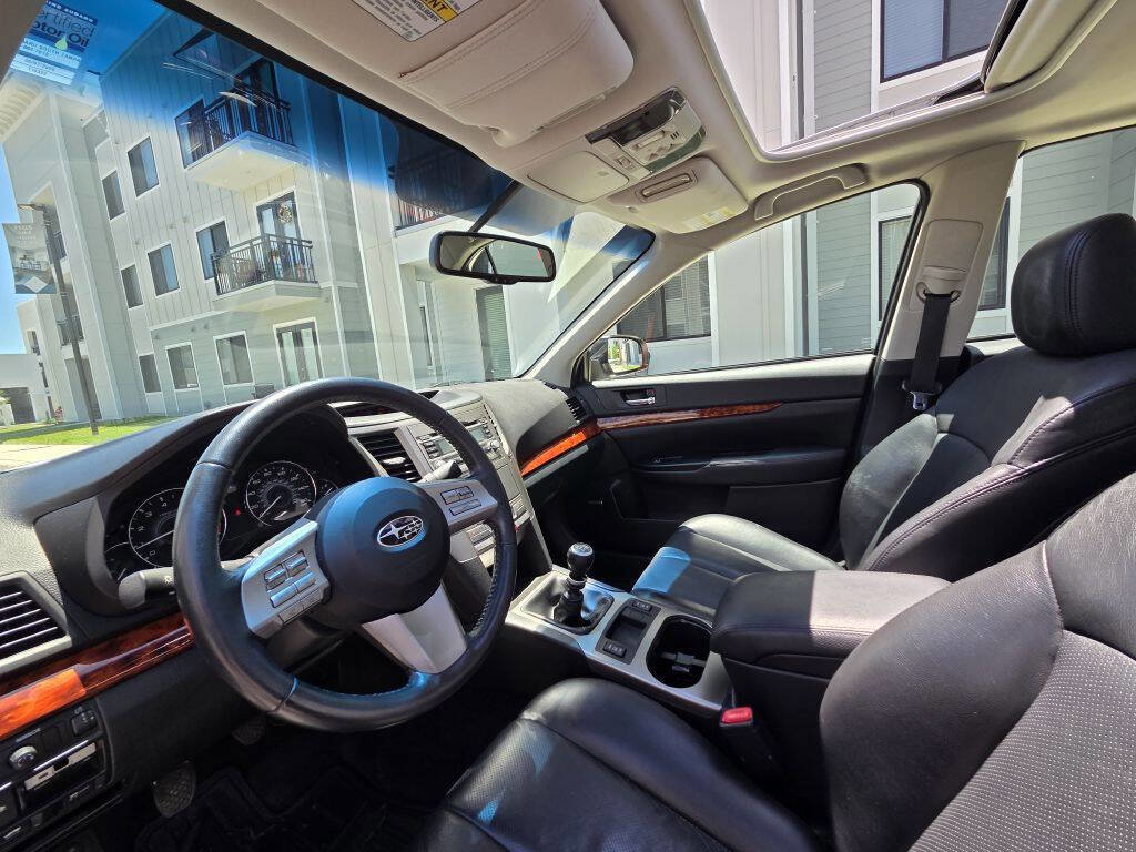 Used 2010 Subaru Legacy 2.5GT Limited w/ Popular Equipment Group 1A AWD/4WD image 37
