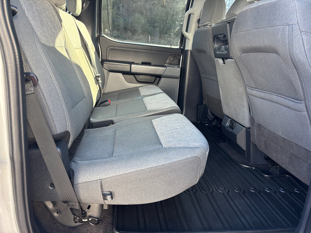 Used 2022 Ford F150 XLT w/ Equipment Group 302A High image 14