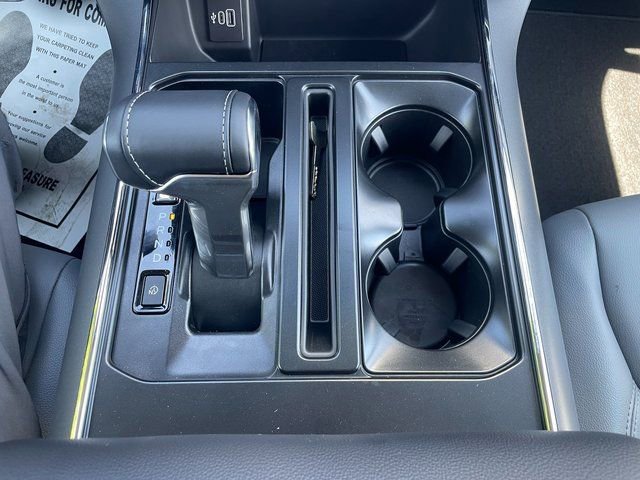 New 2025 Ford F150 Lightning Flash image 32