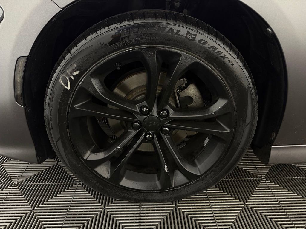 Used 2022 Dodge Charger R/T image 12