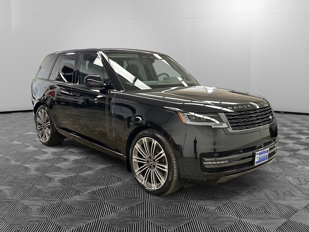 Used 2025 Land Rover Range Rover SE AWD/4WD image 7