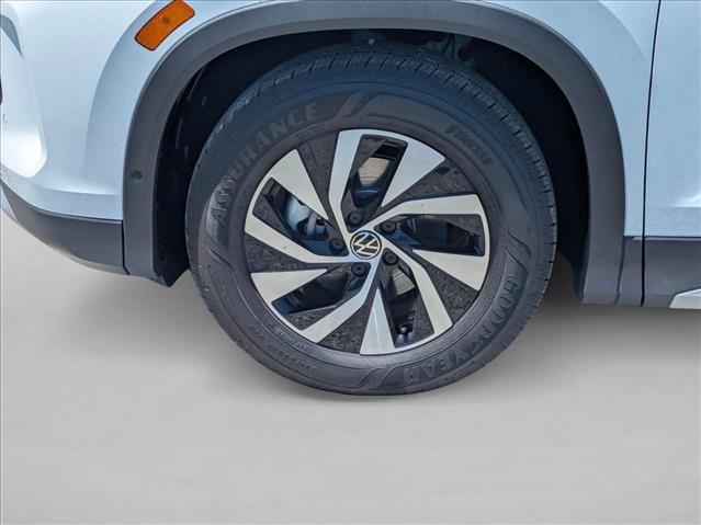New 2026 Volkswagen Tiguan S FWD image 10