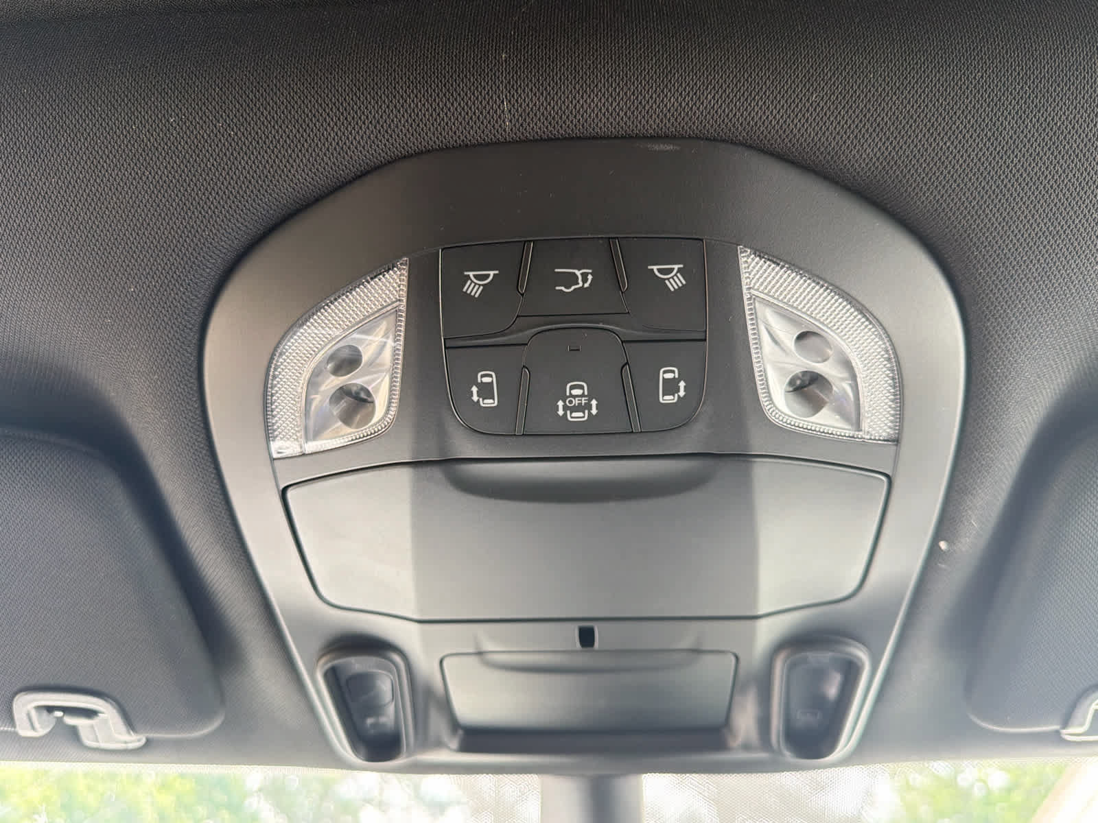 New 2027 Chrysler Pacifica Select FWD image 32